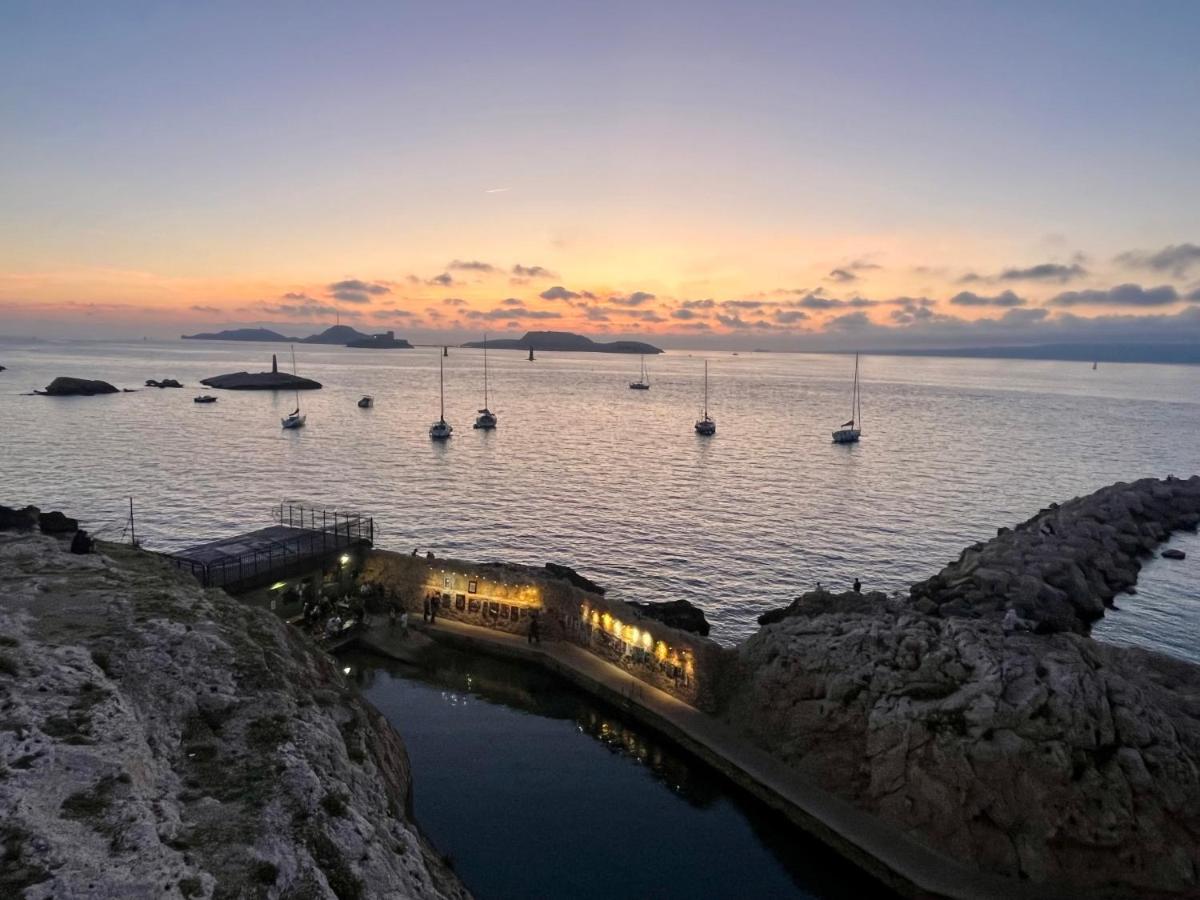 Appartement Sur La Corniche Kennedy Face A La Mer Marsilia Exterior foto